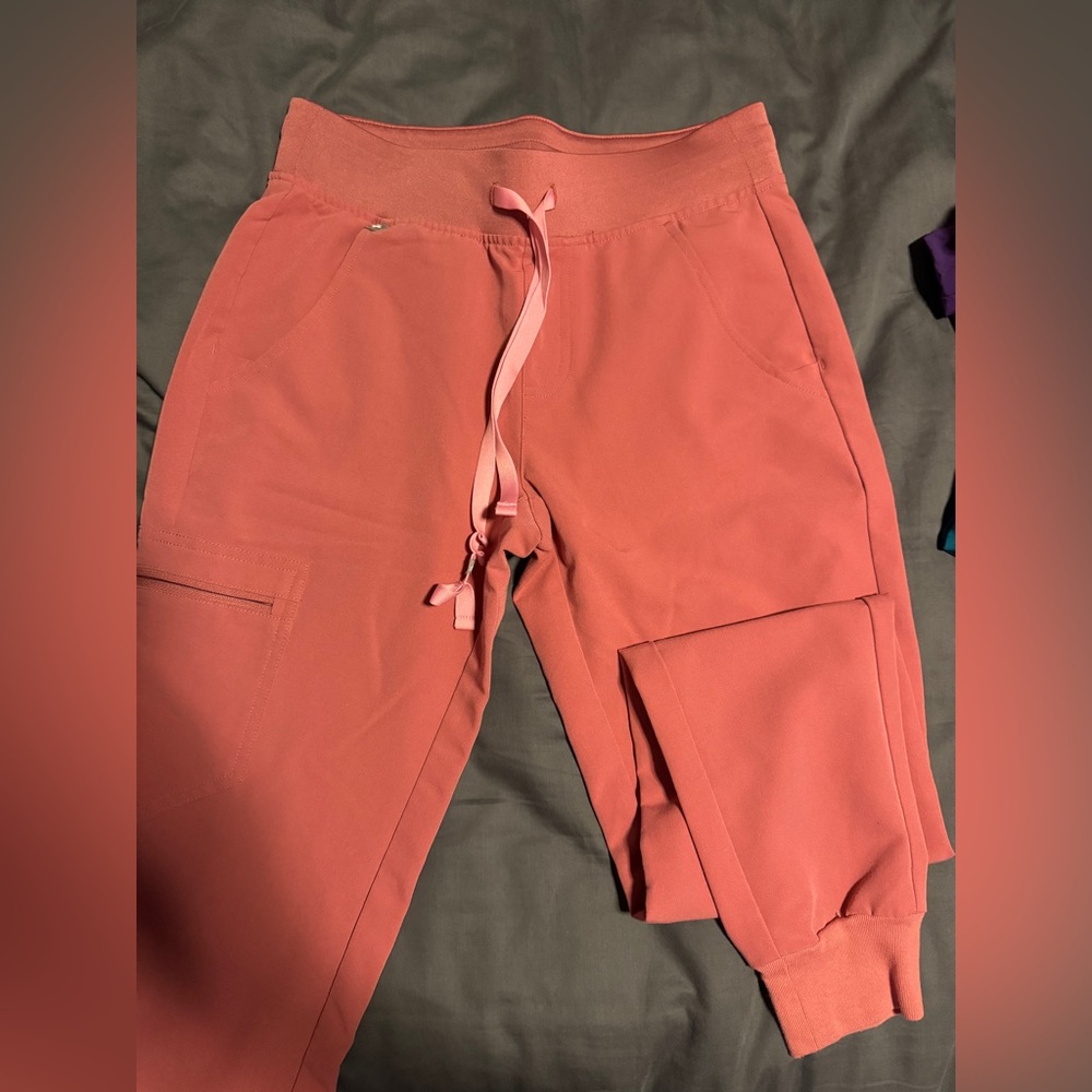 Figs scrub pants Breast cancer awareness edition.